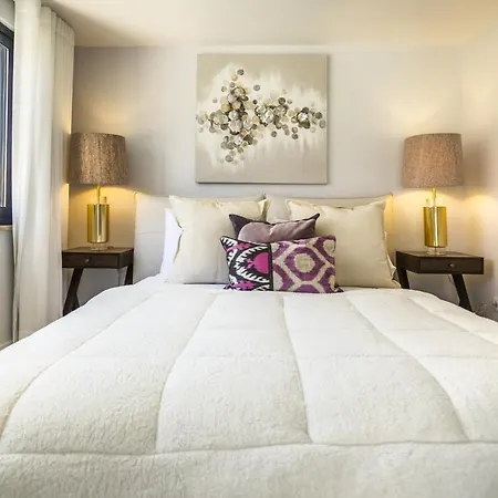 Holiday home Restelo Boutique By Cadenzalux Lisbon